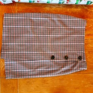 Ann Taylor Factory, size 8, Tan Plaid